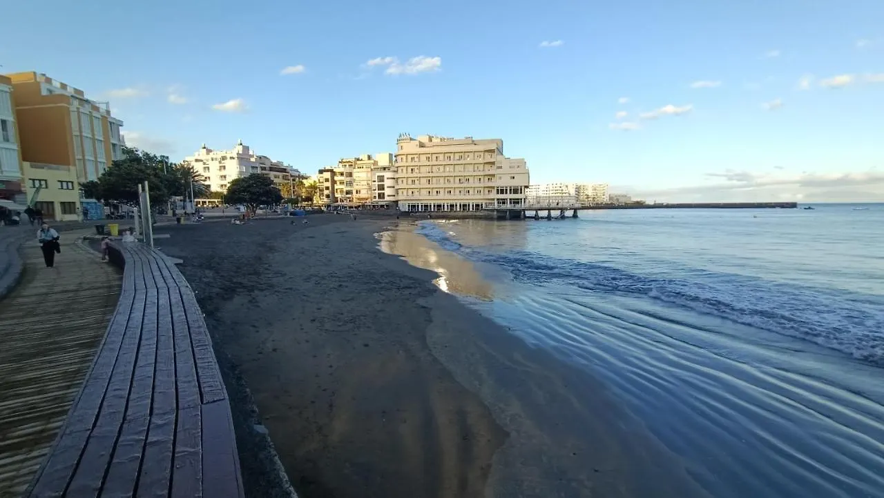 Alquilaencanarias El Medano Junto A La Playa 0*, El Medano (Tenerife)